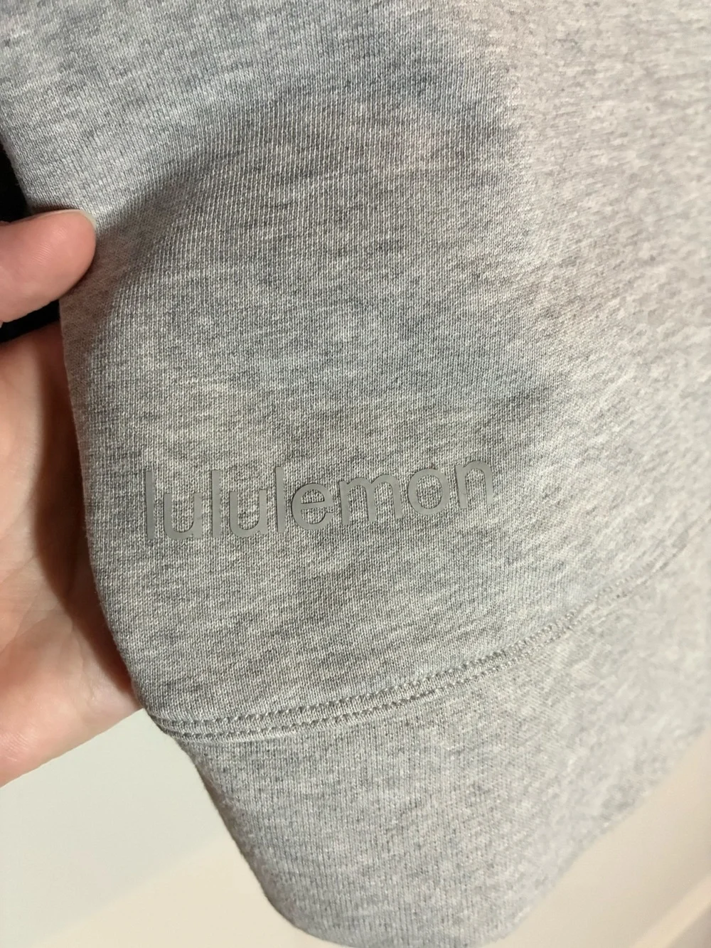 Lululemon Perfectly Oversized Crew in Heathered Core Ultra Light Grey Size 8